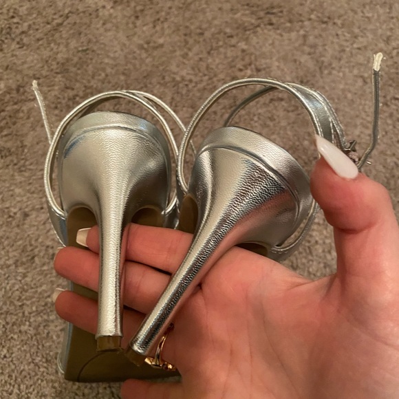 MIA Silver Strappy Sandals - Picture 4 of 5